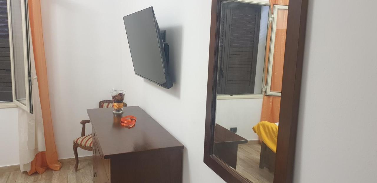 Casa Vacanze Il Girasole Bagheria Luaran gambar